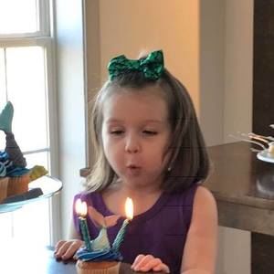 Meet your Posher, Jeanine